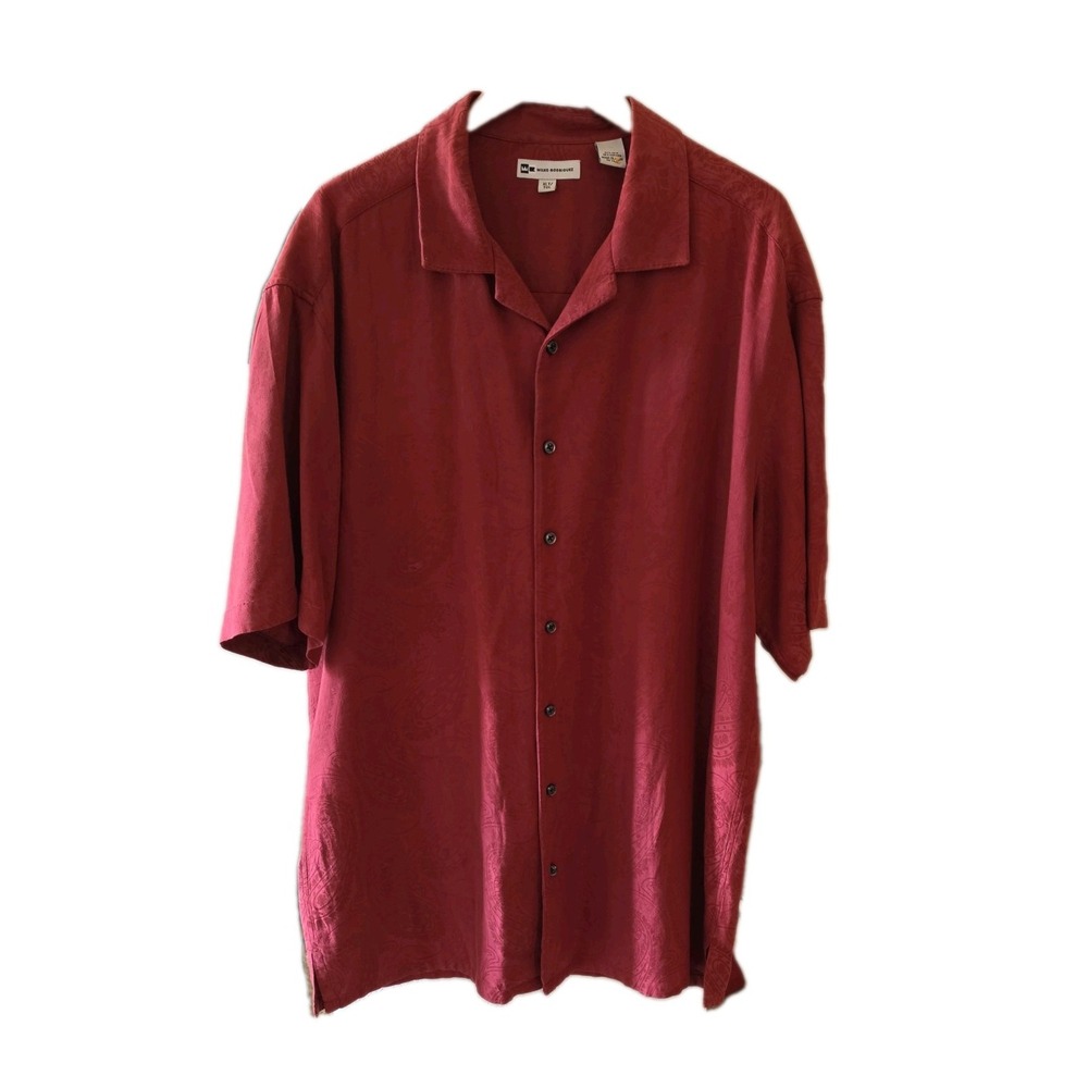Wilke-Rodriguez Men's Short-Sleeve Silk Blend Camp Shirt in solid black.